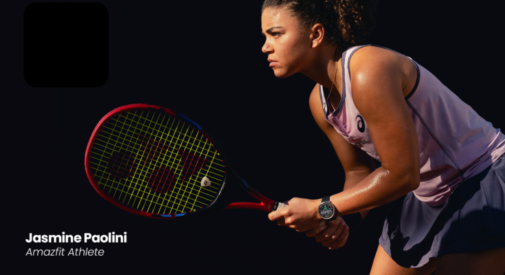 Jasmine Paolini in action during a tennis match